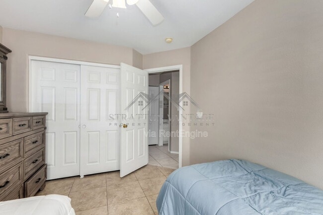 Photo - 6631 E Rhodes St