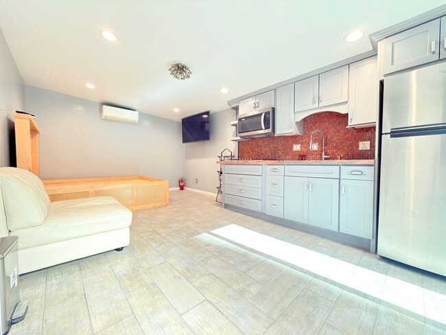 Photo - 341-340 Marie Ave Unit 338 N Vista Pl