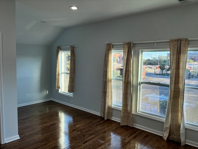 Photo - 544 W Cullerton St