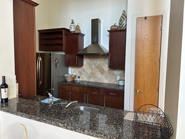 Photo - Fully Furnished, Awesome 1 Bedroom 1.5 Bath Condo in Excellent Location