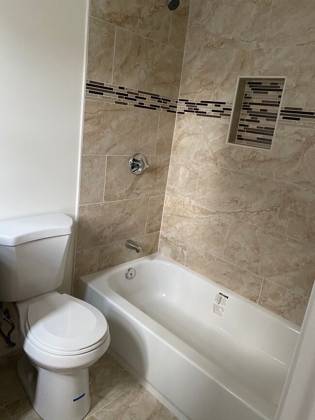 Photo - 20 Virginia Ln Unit 2