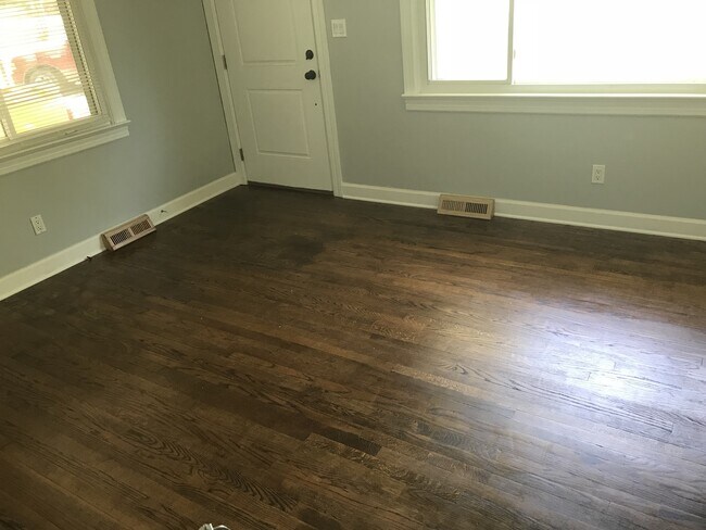 Photo - 1209 Clifton St