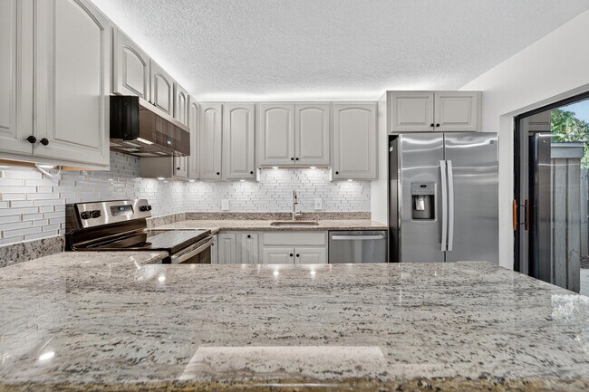 Photo - 1520 15th Ln