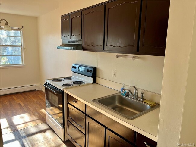 Photo - 63 Kenwood Dr