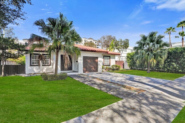 Photo - 5721 SW 11th St