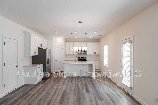 Photo - 3378 Skyland Dr