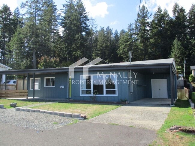 Building Photo - Gorgeous 3 Bedroom, 1 Bathroom Rambler near downtown Gig Harbor!