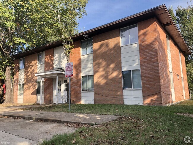 Building Photo - 2 br, 1 bath 4plex - 3526 Midwest Dr C Rental