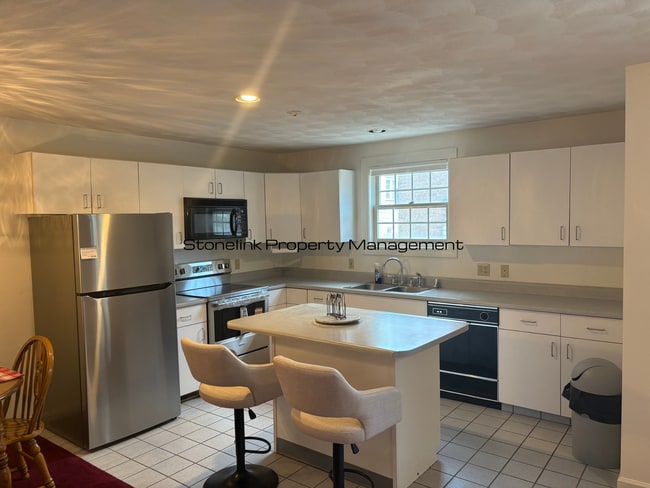 Building Photo - 1427 Westminster St Unit 1B Rental