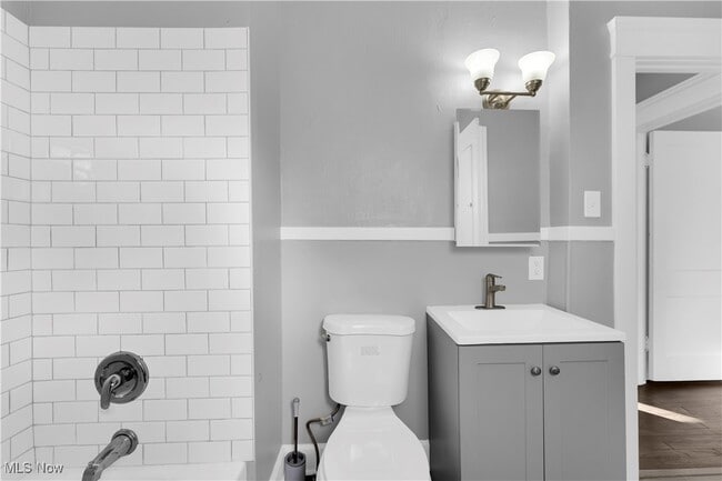 Building Photo - 3510 W 125th St