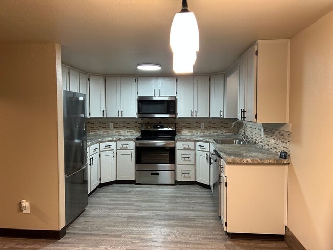 Photo - Zachmeier Unit B