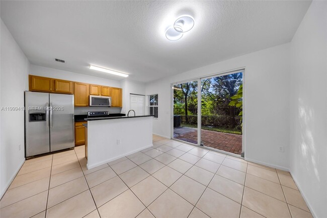 Photo - 12040 SW 28th St