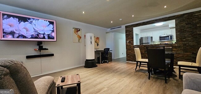 Photo - 2965 Pharr Ct S Northwest Unidad 316