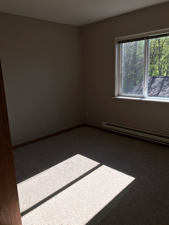 Bedroom - 23998 1st St Unit 13