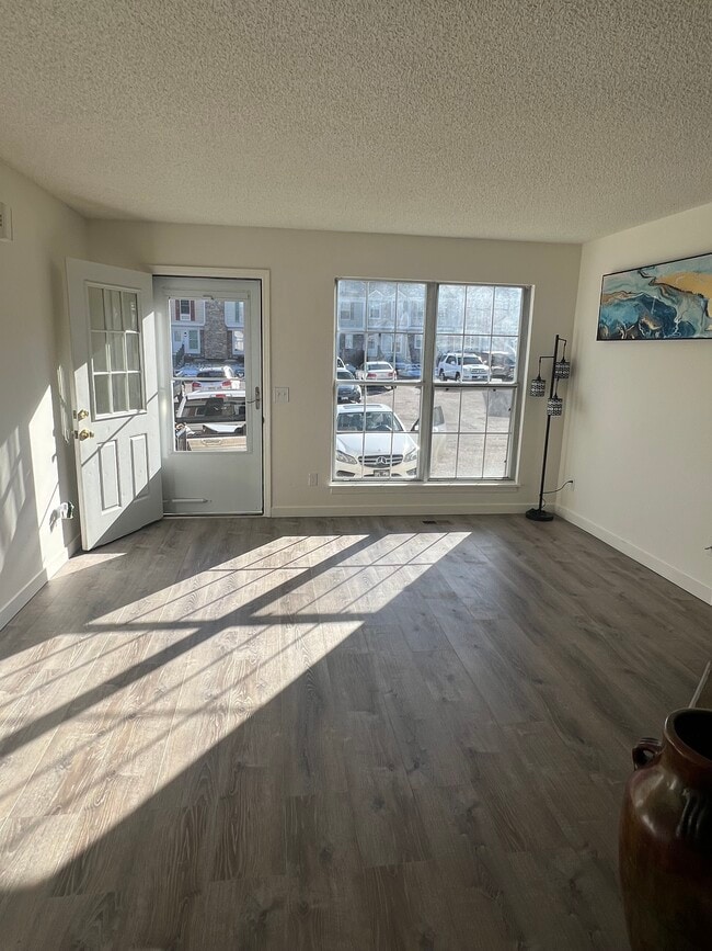 Photo - 9535 W Coal Mine Ave