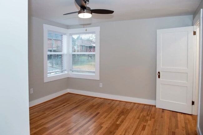 Photo - 108 E Catawba St