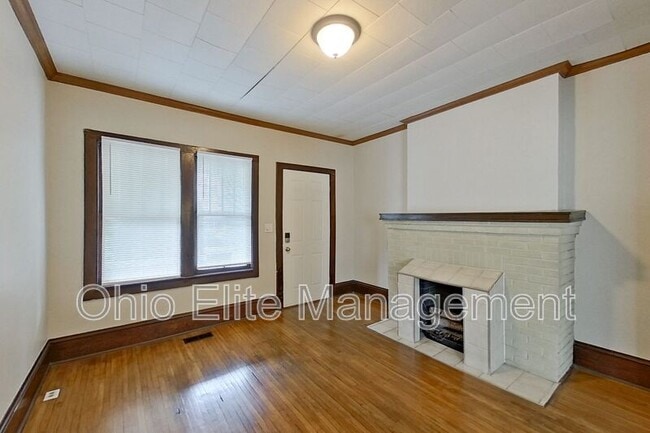 Photo - 461 Reinhard Ave