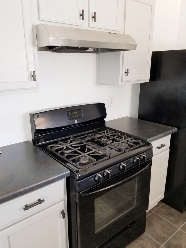 Photo - Beautiful 3 bedroom 2 bath in SW
