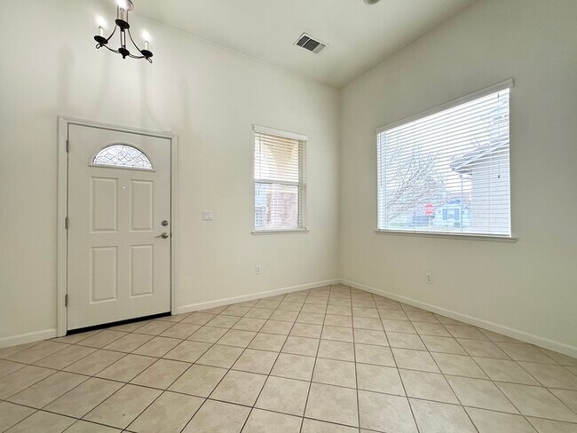 Photo - Spacious 3 bedroom 2 bath home in Rancho Cordova!!