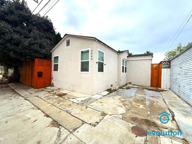 Photo - 4064 Laverne Pl