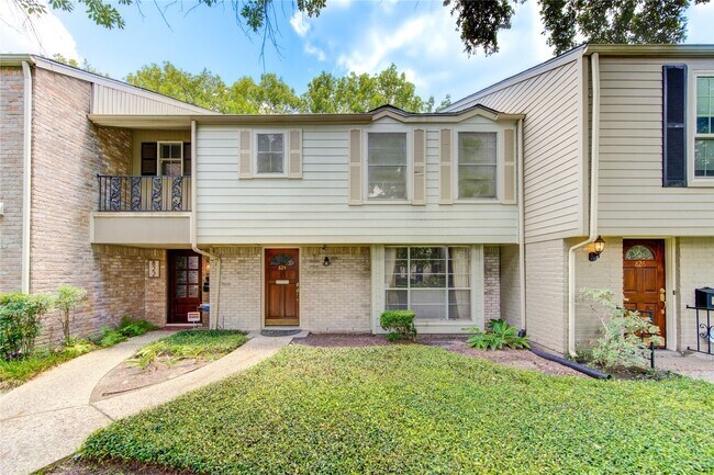 Photo - 824 Wax Myrtle Ln