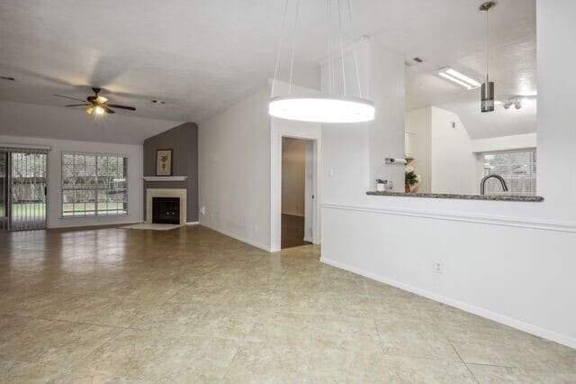 Building Photo - 18617 Hiddenbay Way