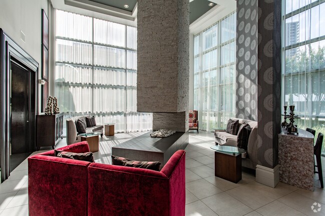 Lounge Area - Pearl Greenway