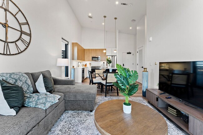 Photo - 282 Bremen St Unit ID1240295P