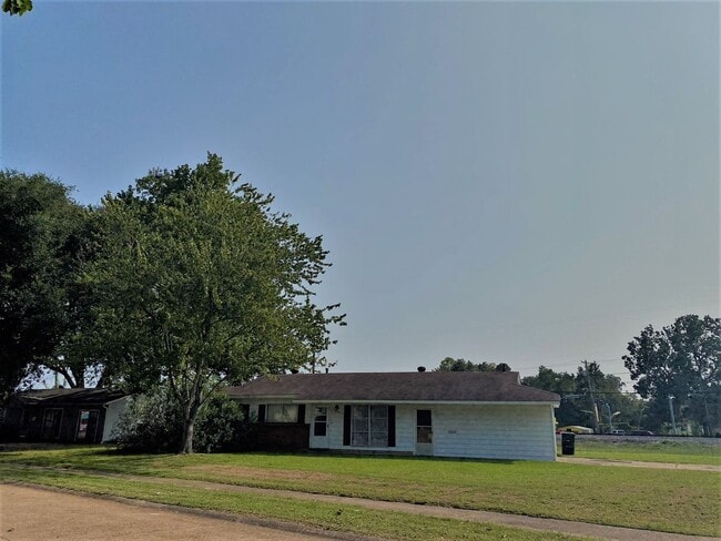 Photo - Updated 3 bedroom Bossier City, LA home for lease