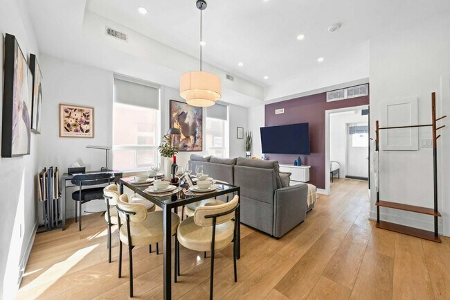 Photo - 168 McCaul St Unit SI ID1066569P
