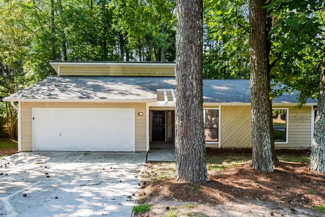Building Photo - 2735 Trotters Walk Trail