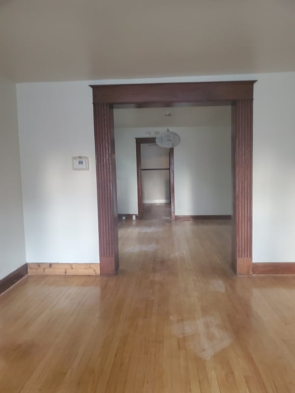 Photo - 11365 S Edbrooke Ave Unidad 1st floor