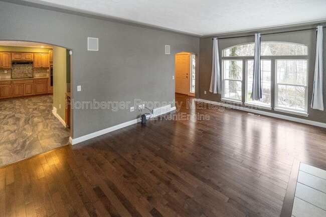 Photo - 6415 S Woodland Ct