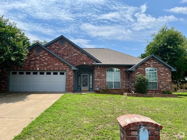 Building Photo - 16780 Terrebone Dr. Rental