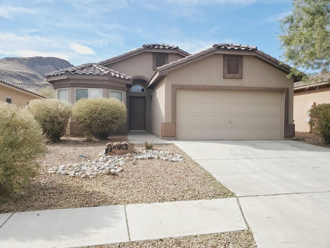 3 bed 2 bath home in Huning Ranch - 3 bed 2 bath home in Huning Ranch