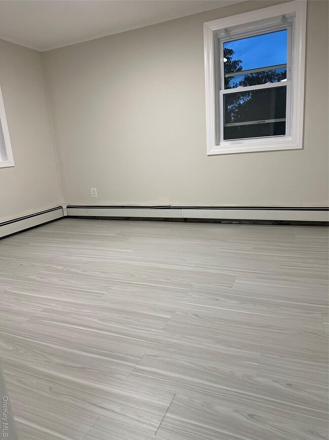 Photo - 72 Oakmont Ave