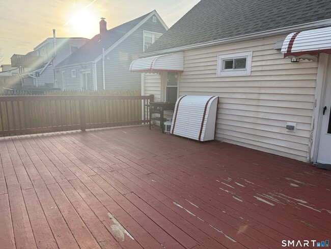 Photo - 507 Queen St