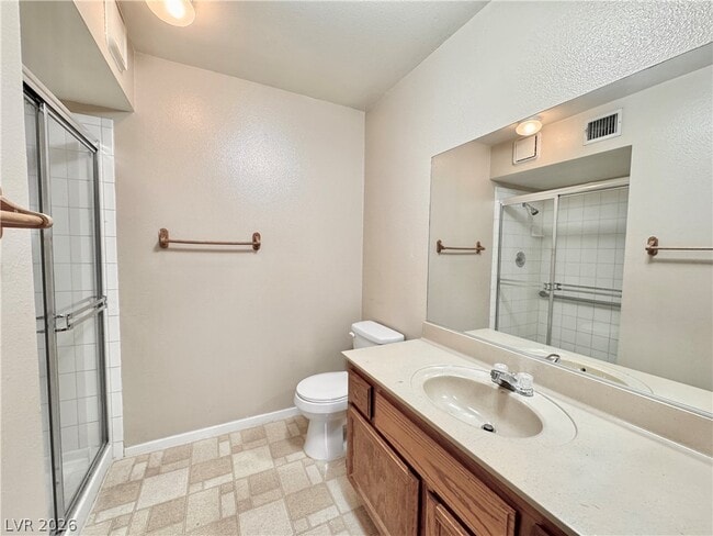 Photo - 304 Crosswind Way