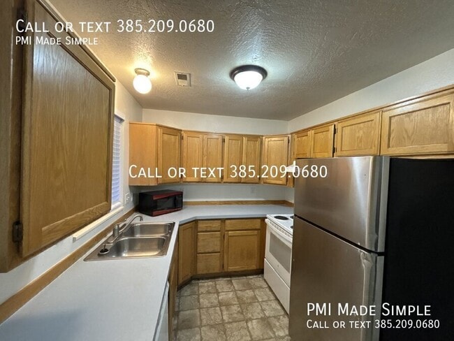 Building Photo - 1696 W 680 N Rental