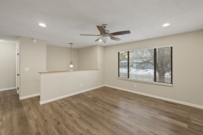 Photo - 1875 Shawnee Dr