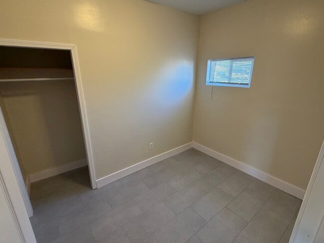 Photo - 916 N 10th St