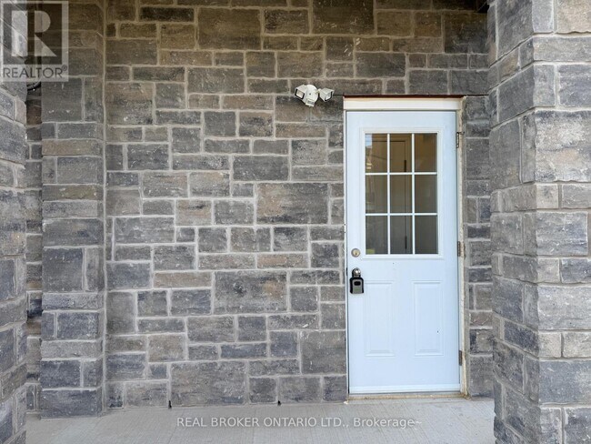 Photo - 1442 Watercress Wy