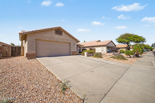 Building Photo - 8752 W Melinda Ln