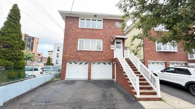 Photo - 9104 3rd Ave
