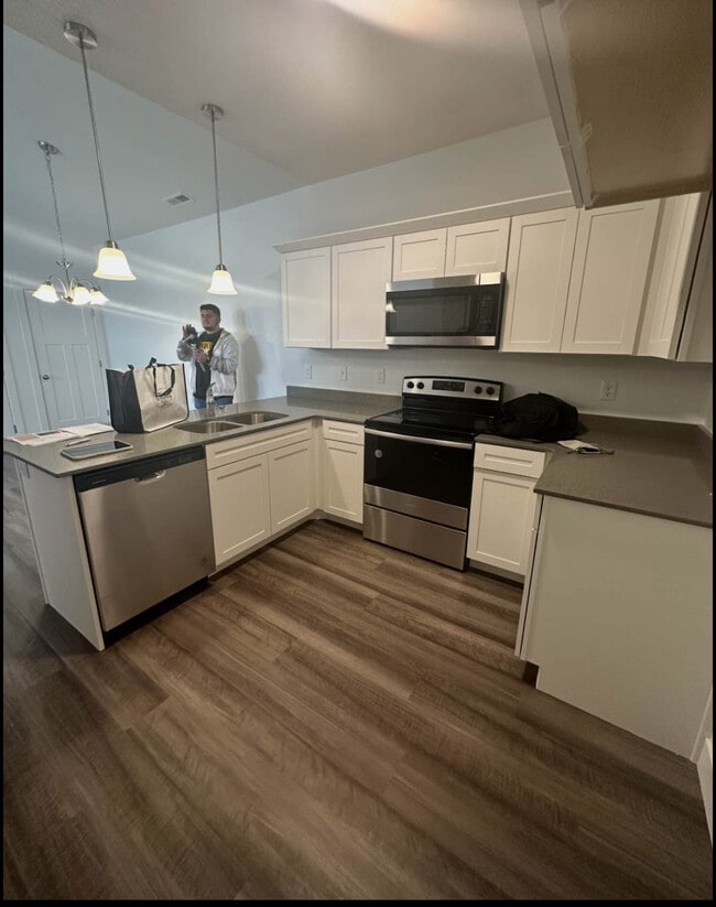 Photo - 13584 S Hanley Ln Unit Q