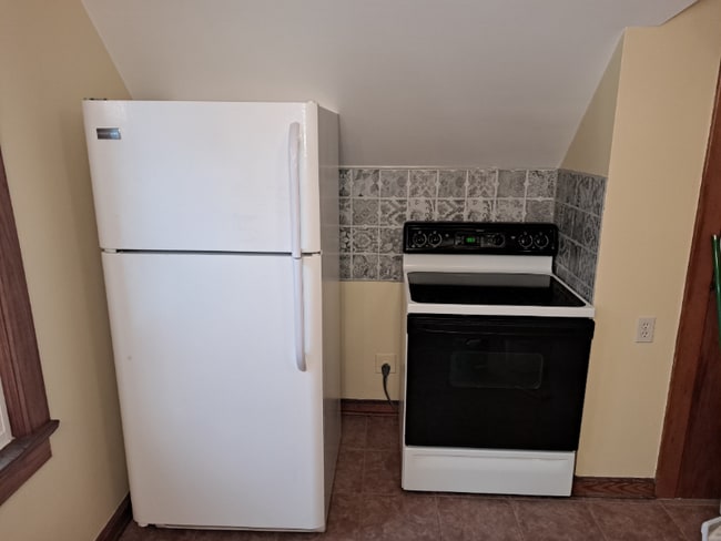 Photo - 1574 S 59th St Unit Upper apartment 2