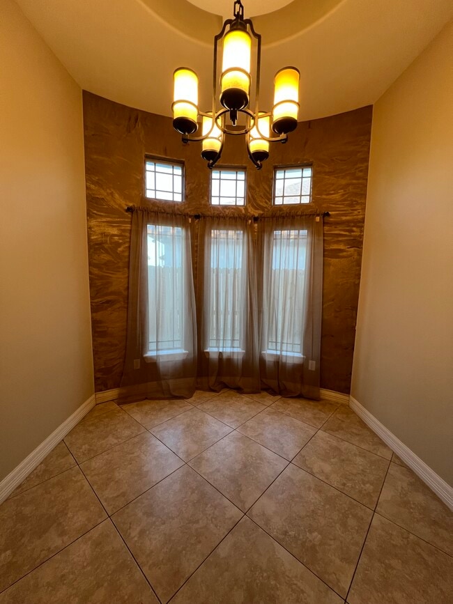 Photo - 2100 Rice Ave