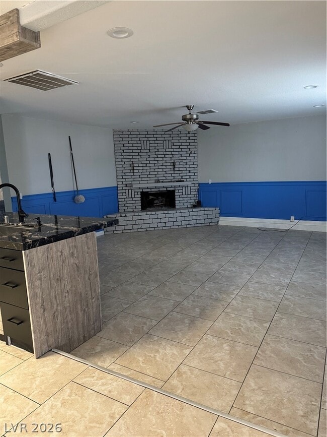 Photo - 608 Greenhurst Rd