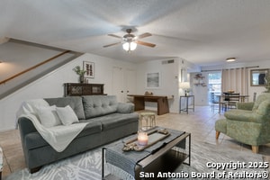 Photo - 8715 Starcrest Dr Unidad 58