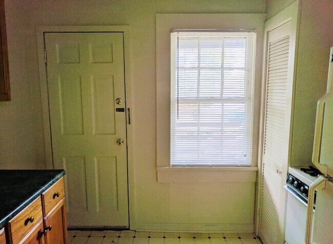 Photo - 3314 Ellwood Ave Unit Apt. C